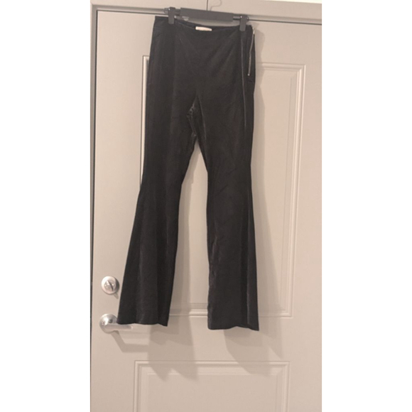 Women's Anthropologie Black Velvet Flare Pants Size 4 - Picture 2 of 15
